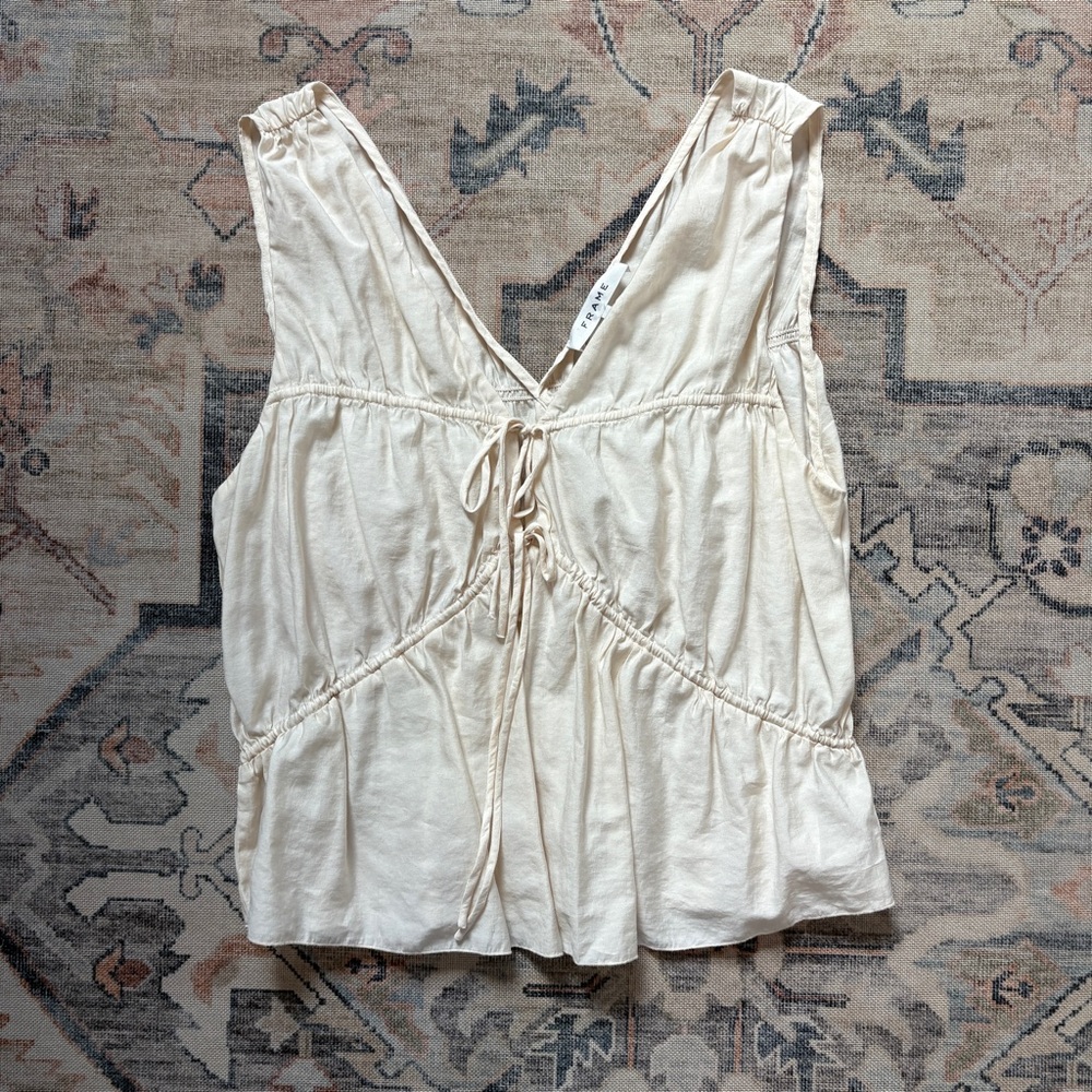 Frame Sleeveless Tie-Front Top